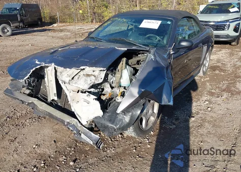 2004 Ford Mustang from USA, damaged, VIN 1FAFP44654F210632